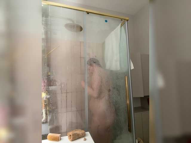 YourDreamWoman live cam on BongaCams