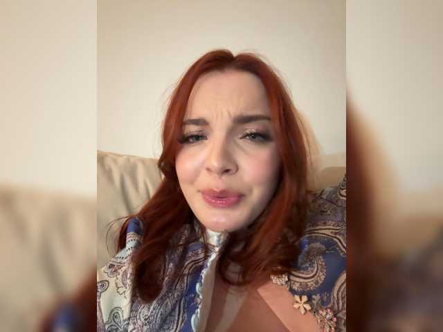 YourDreamWoman live webcam show