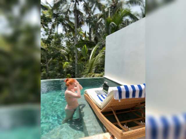 YourDreamWoman live cam on BongaCams
