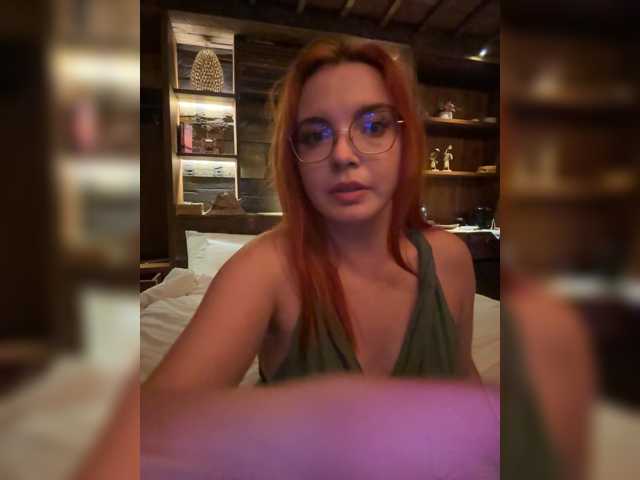 YourDreamWoman live cam on BongaCams
