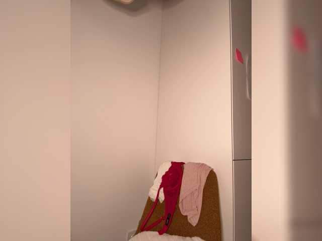 YourDreamWoman live cam on BongaCams