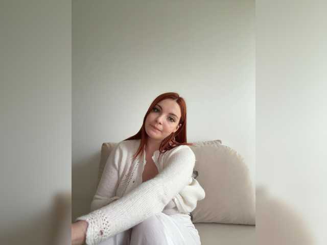 YourDreamWoman live webcam show