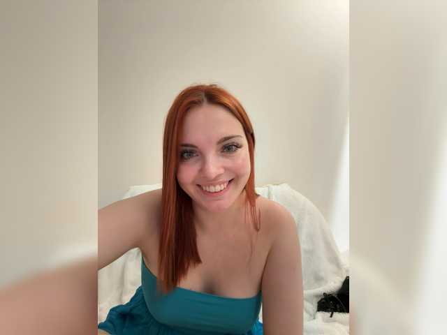 YourDreamWoman live cam on BongaCams
