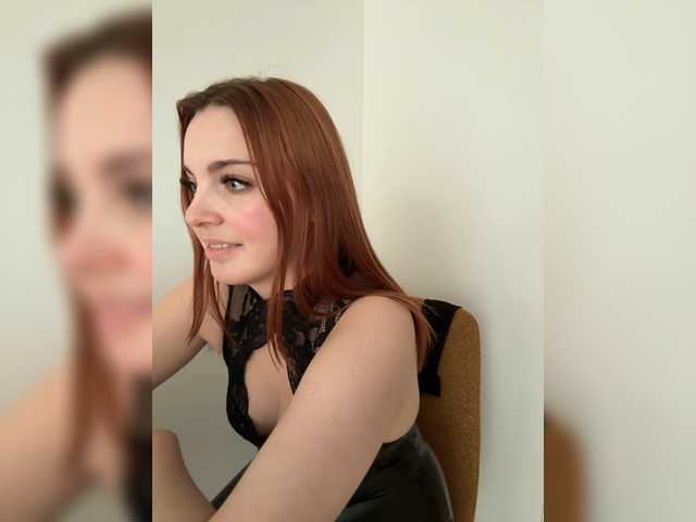 YourDreamWoman live cam on BongaCams