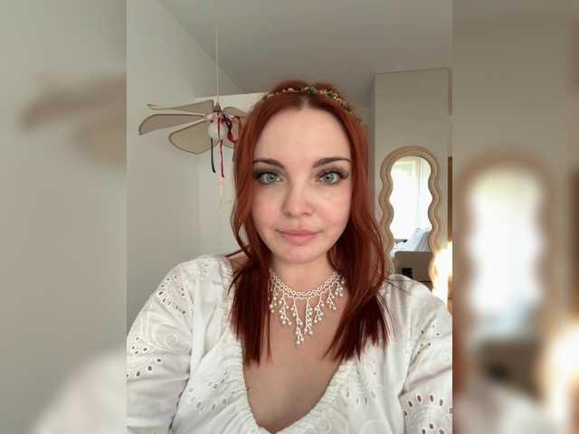 YourDreamWoman live cam on BongaCams
