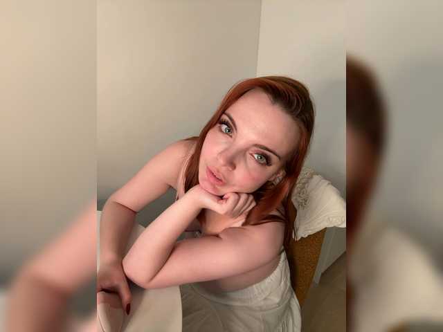 YourDreamWoman live cam on BongaCams