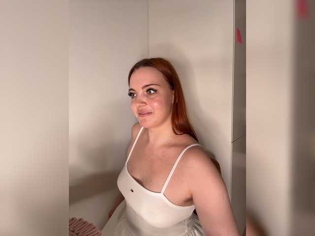 YourDreamWoman live cam on BongaCams