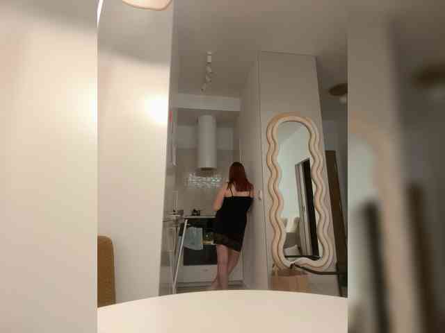 YourDreamWoman webcam