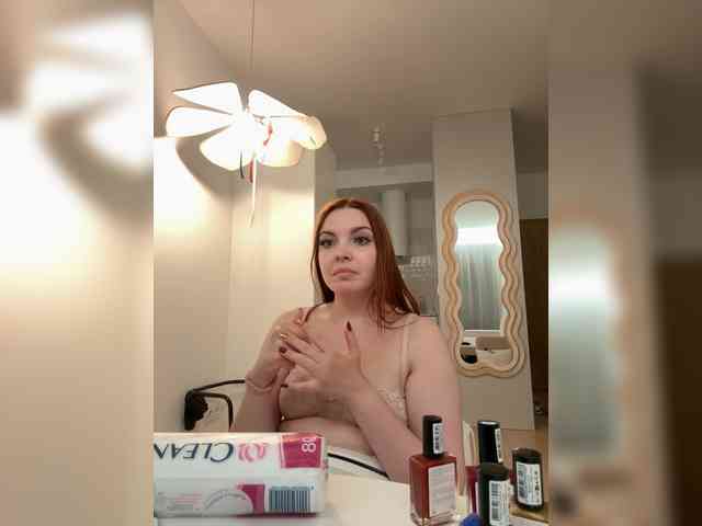 Model: YourDreamWoman