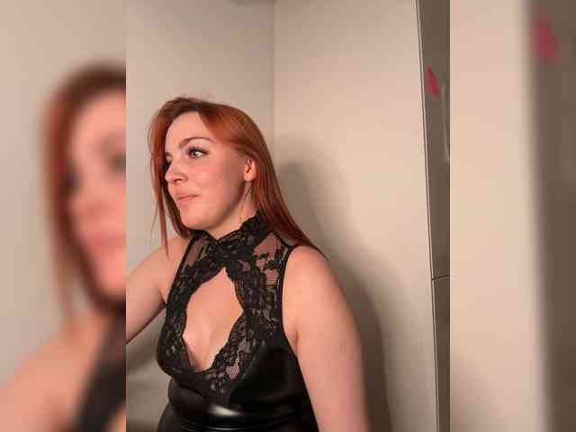 YourDreamWoman webcam
