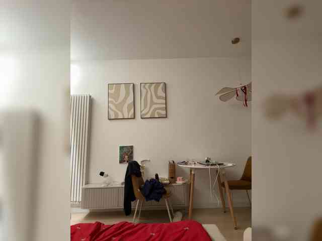 YourDreamWoman webcam