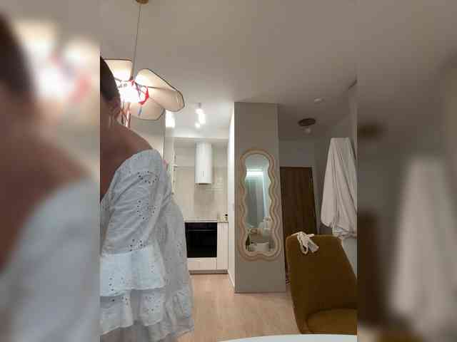 YourDreamWoman webcam