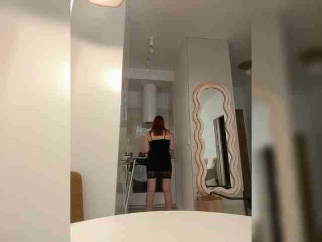 YourDreamWoman webcam