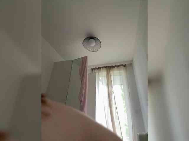 YourDreamWoman webcam