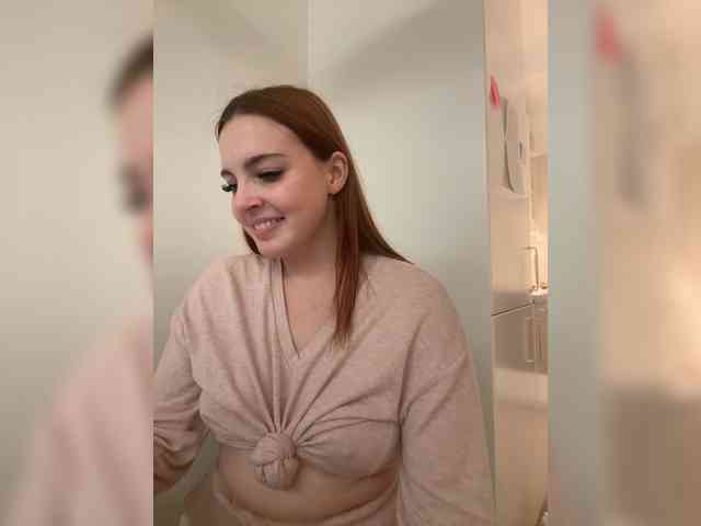 YourDreamWoman webcam