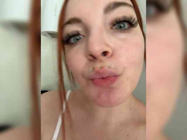 YourDreamWoman webcam