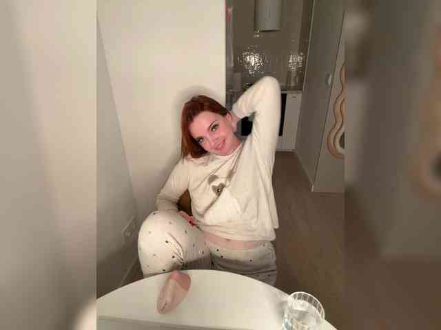 YourDreamWoman webcam
