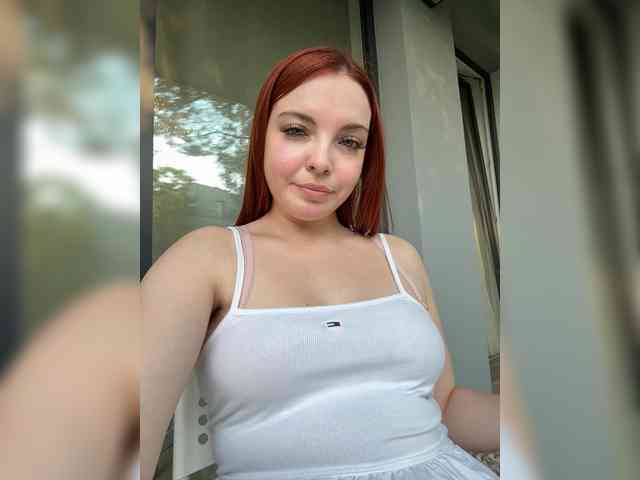 YourDreamWoman webcam