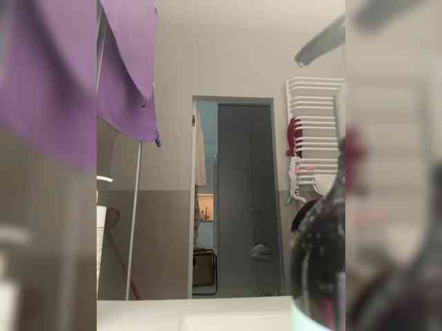 YourDreamWoman webcam