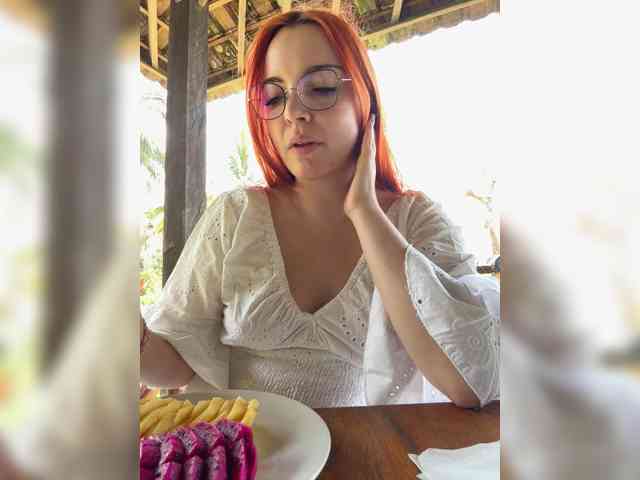 YourDreamWoman