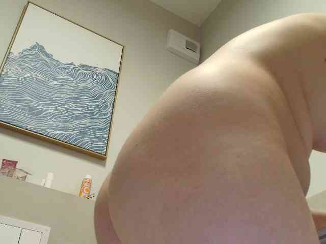 YourDreamWoman webcam