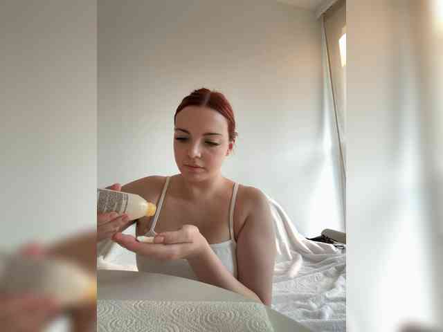 YourDreamWoman webcam