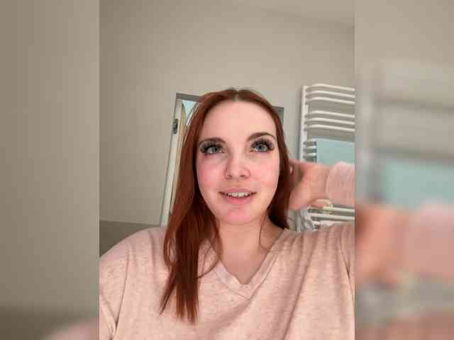 YourDreamWoman webcam
