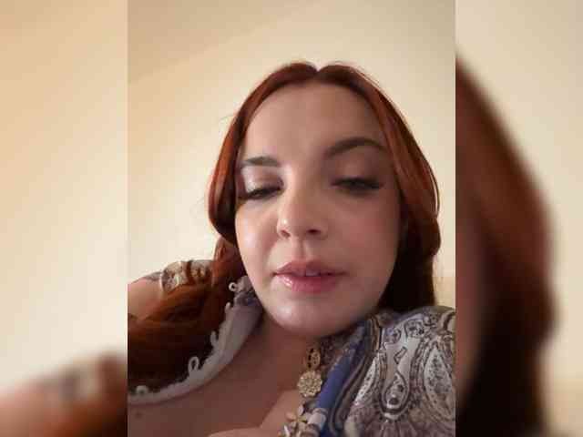 Model: YourDreamWoman