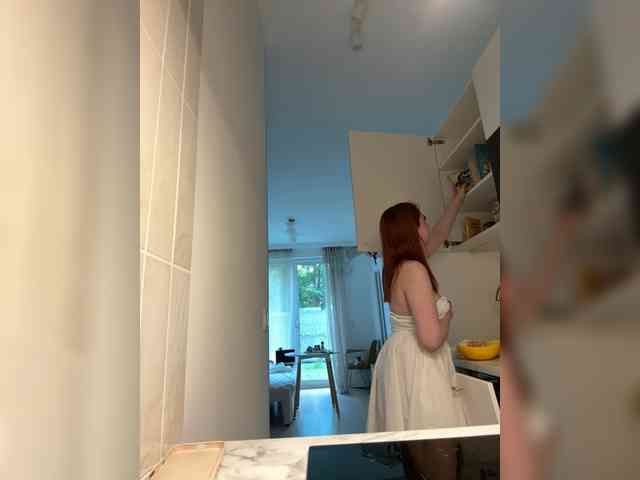 YourDreamWoman webcam