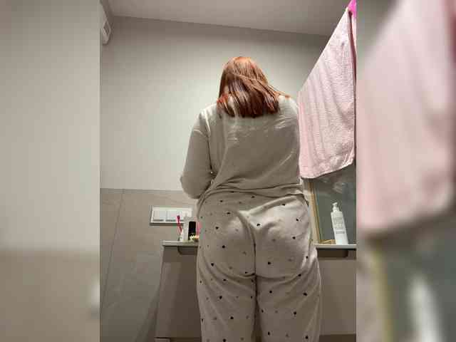 YourDreamWoman webcam