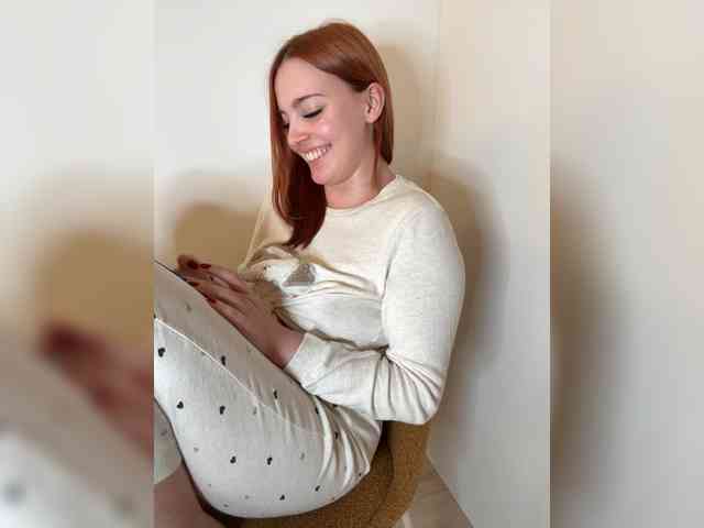 YourDreamWoman webcam