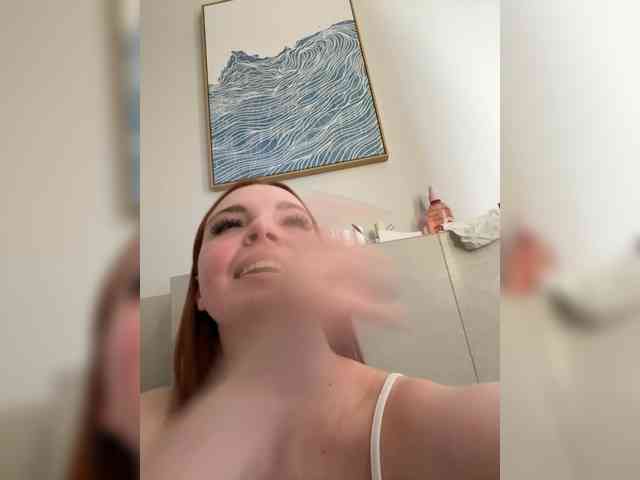YourDreamWoman webcam