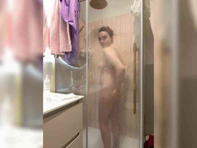 YourDreamWoman webcam