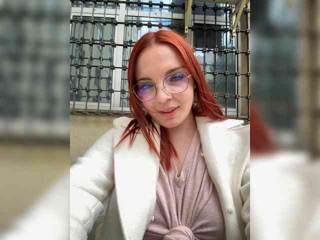 YourDreamWoman webcam