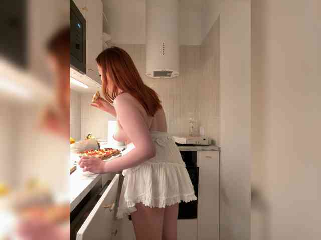 YourDreamWoman webcam