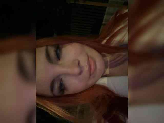 YourDreamWoman webcam