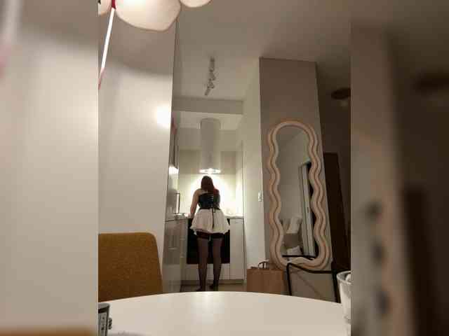 YourDreamWoman webcam