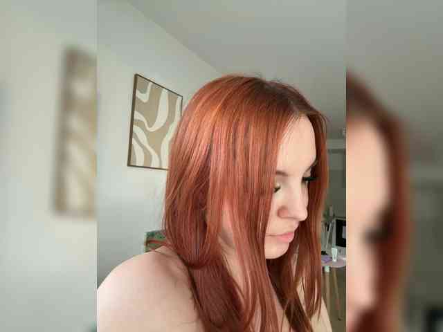 YourDreamWoman webcam