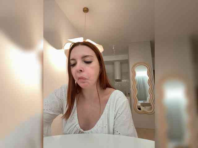 YourDreamWoman webcam