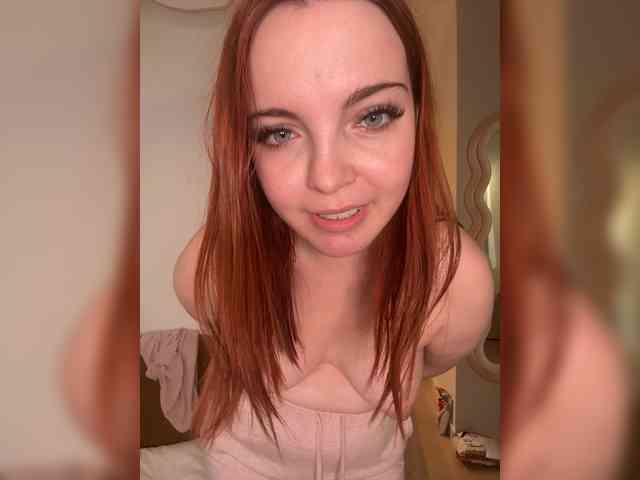 YourDreamWoman webcam