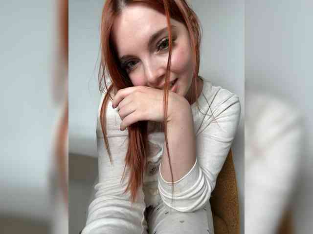 YourDreamWoman webcam