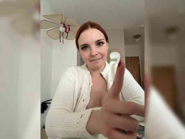 YourDreamWoman webcam