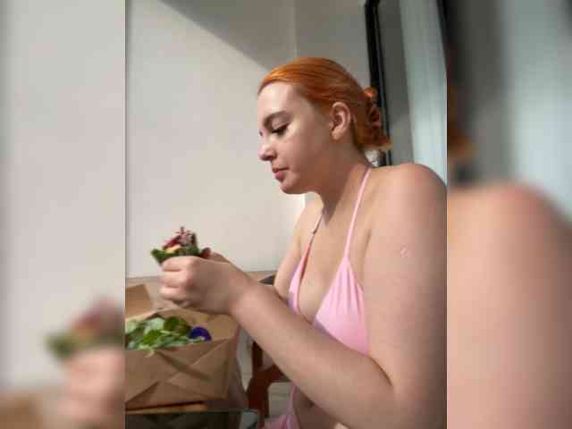 YourDreamWoman webcam