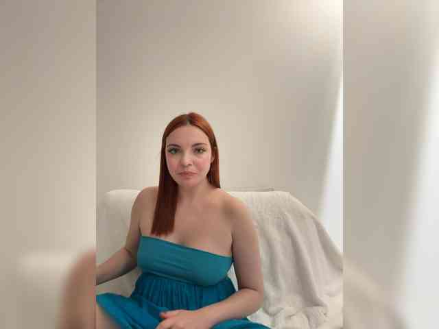 Model: YourDreamWoman