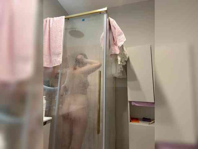 YourDreamWoman webcam