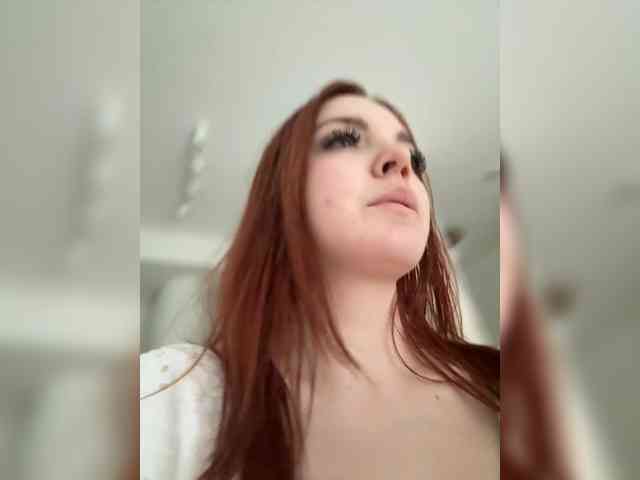YourDreamWoman webcam