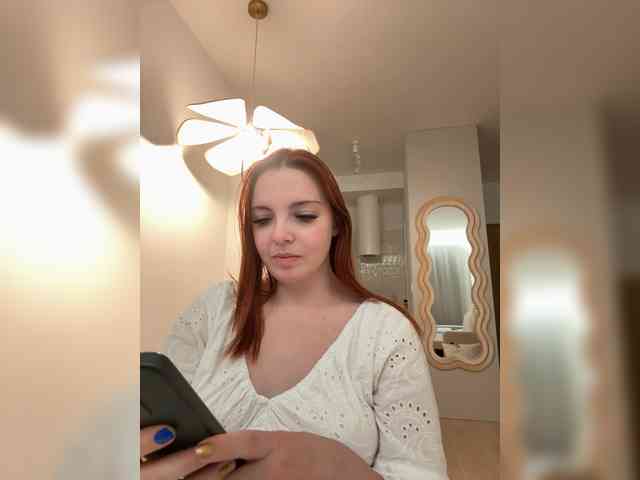 YourDreamWoman webcam