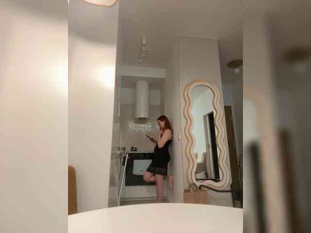 YourDreamWoman webcam