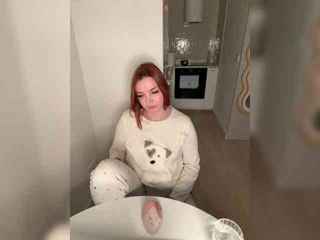 YourDreamWoman webcam