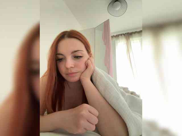 YourDreamWoman webcam